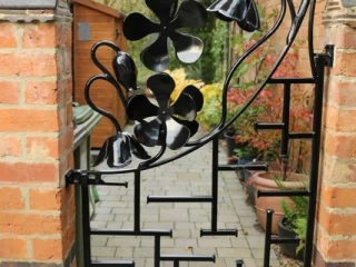 'Oriental gate' Garden gate